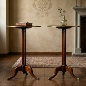 Coppia di Comodini Inglesi '800 in Mogano con Corona in Ottone