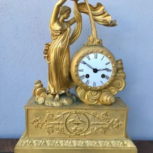 Orologio Impero 'Parigina' Epoca '800 in Bronzo Dorato